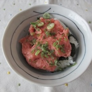 激安！びんちょうまぐろで☆ねぎとろ丼